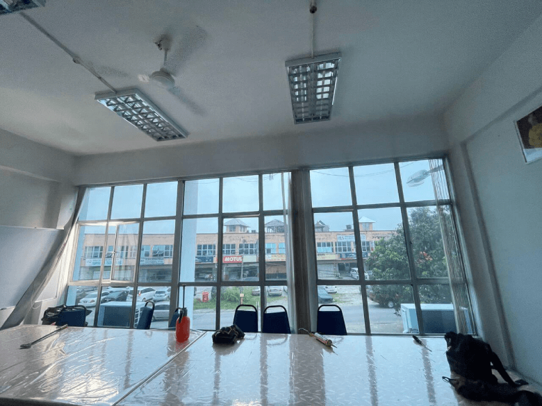 THE BEST QUALITY TINTED OFFICE KLANG